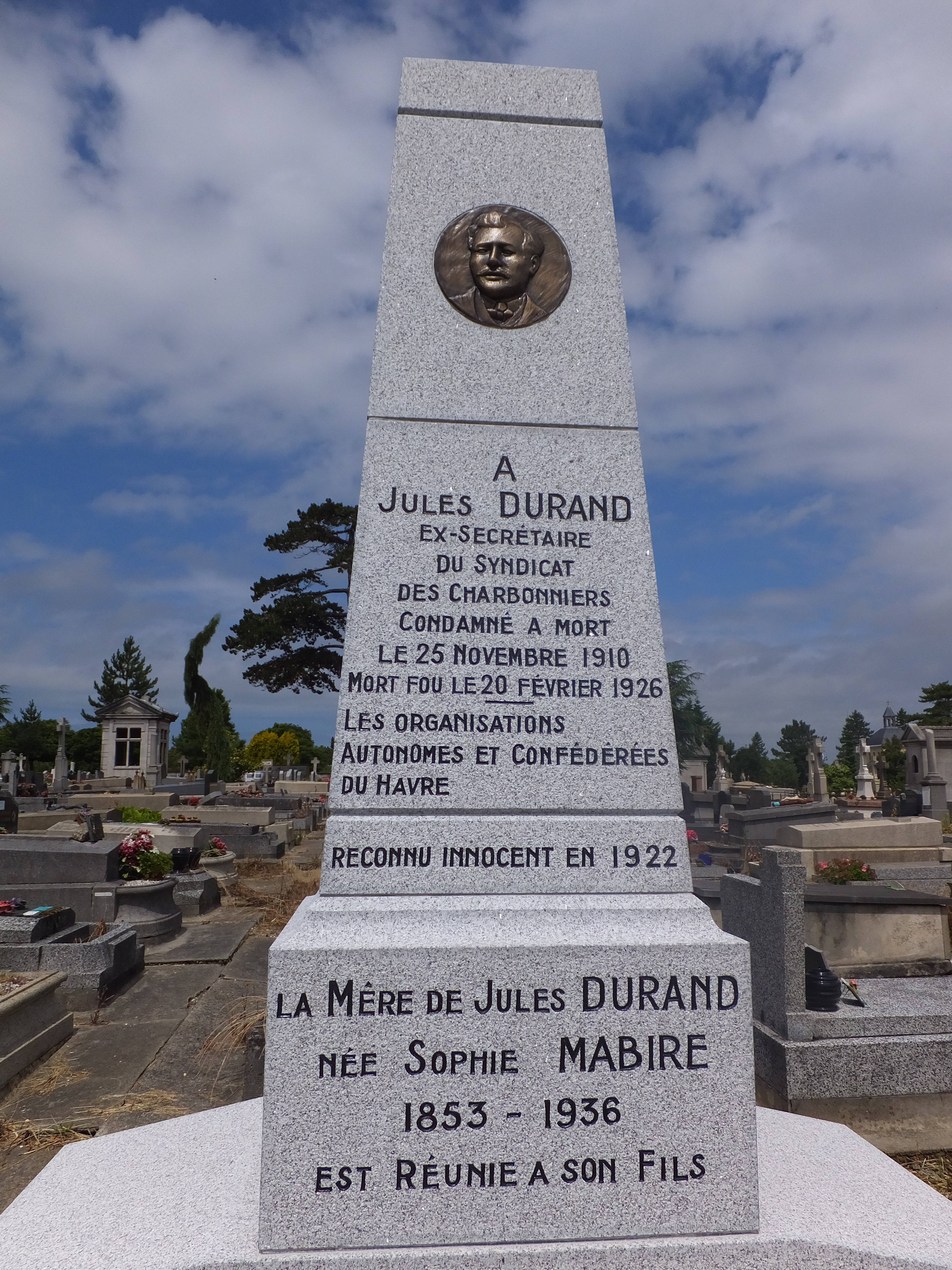 Stèle Jules Durand