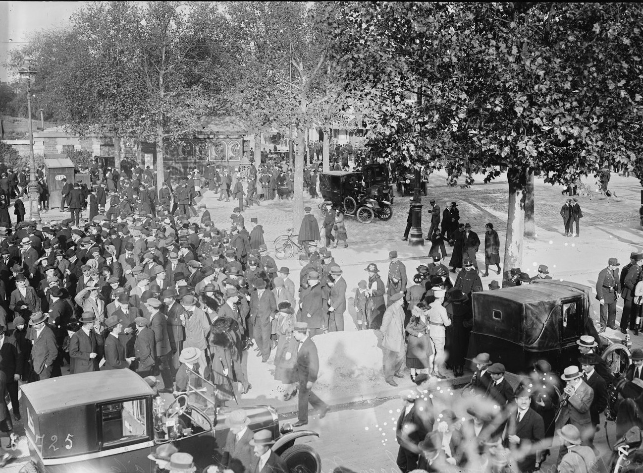 Manifestation en octobre 1921 en faveur de Sacco et Vanzetti